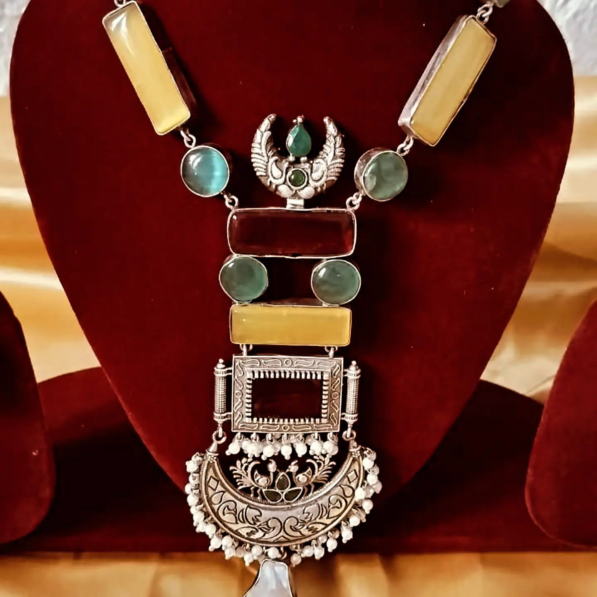 Rangtara Multicolour Silver-Tone Necklace Set | KRITNAARI