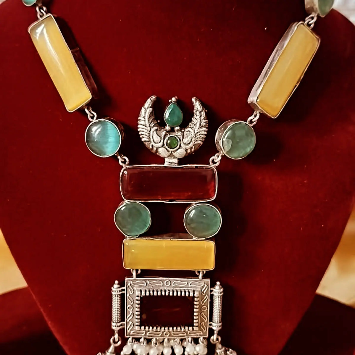 Rangtara Multicolour Silver-Tone Necklace Set | KRITNAARI